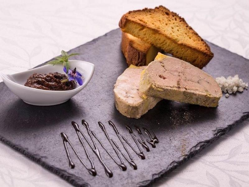 Logis Hotel Restaurant Solenca Nogaro Eksteriør billede